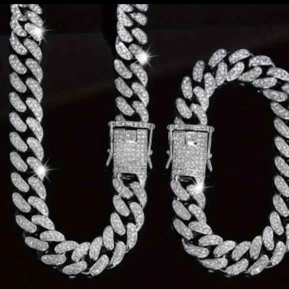 Other - Necklace set Unisex Man Womab